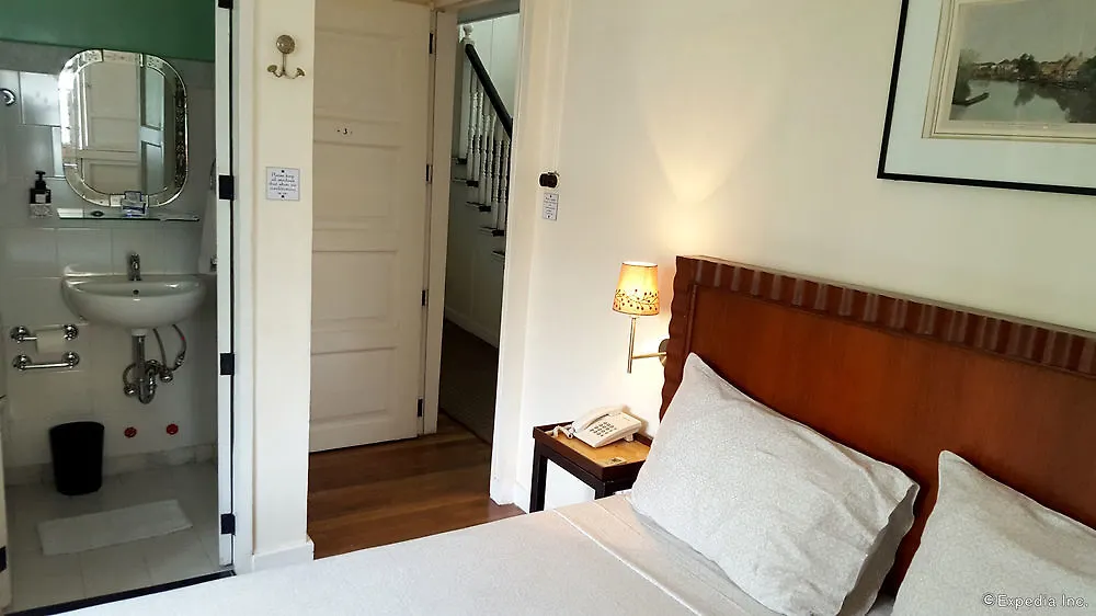 Charming La Casita Mercedes, 5Br And 5Tb For Family And Friends Staycation Bed & Breakfast