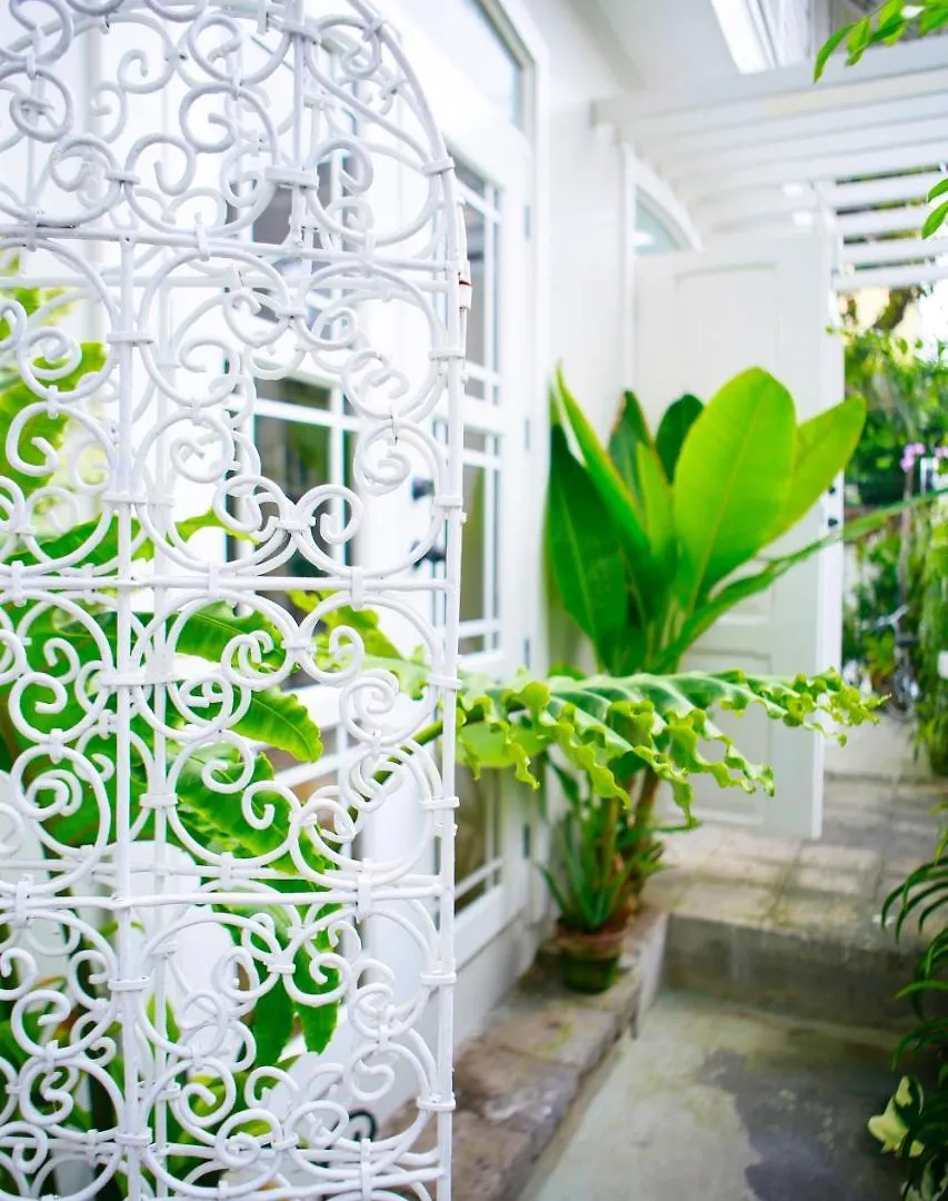 *** Bed & Breakfast Charming La Casita Mercedes, 5Br And 5Tb For Family And Friends Staycation Philippines