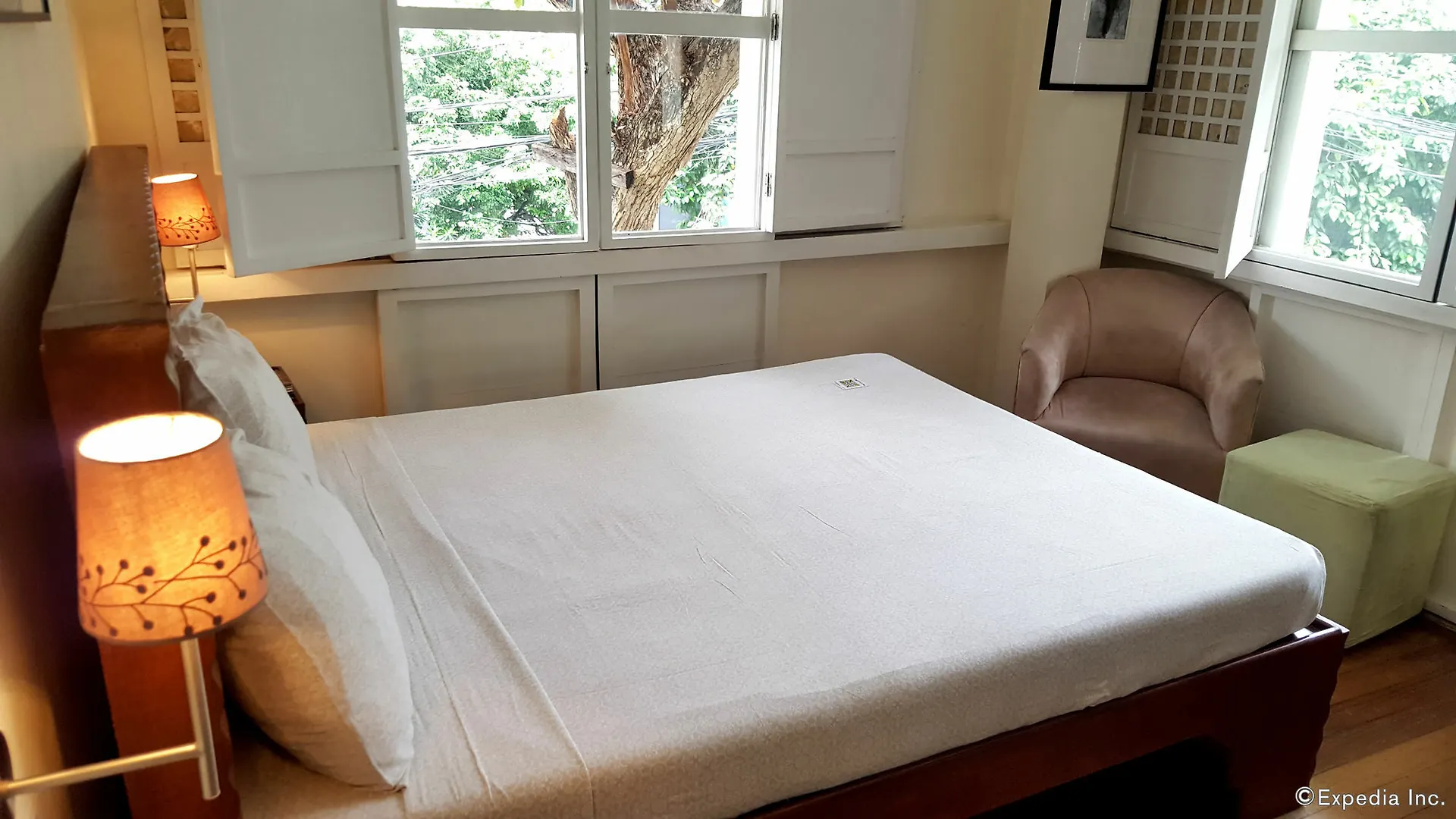 Charming La Casita Mercedes, 5Br And 5Tb For Family And Friends Staycation Philippines